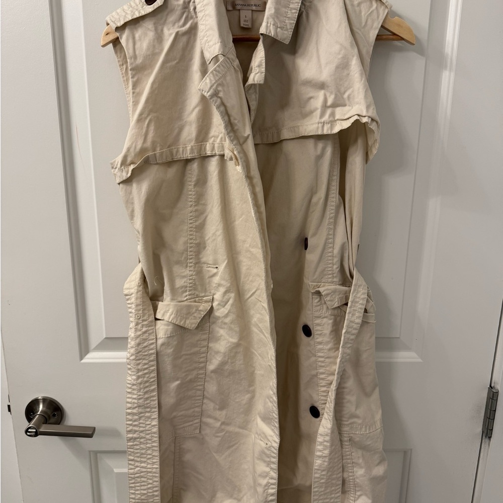 Banana Republic Sleeveless Beige Trench Dress size small